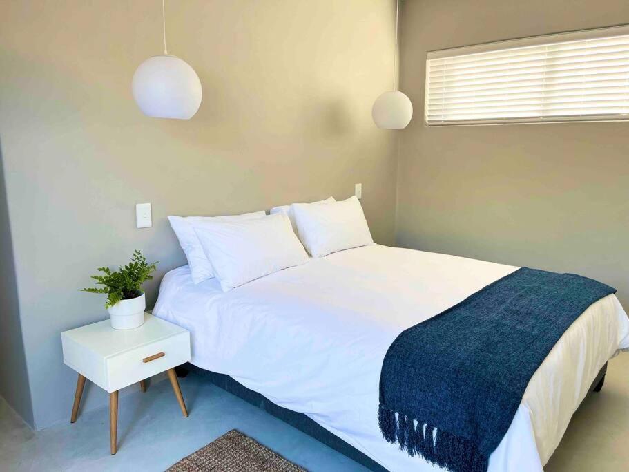 Holiday home Amazing Brand New With Pool! Hermanus