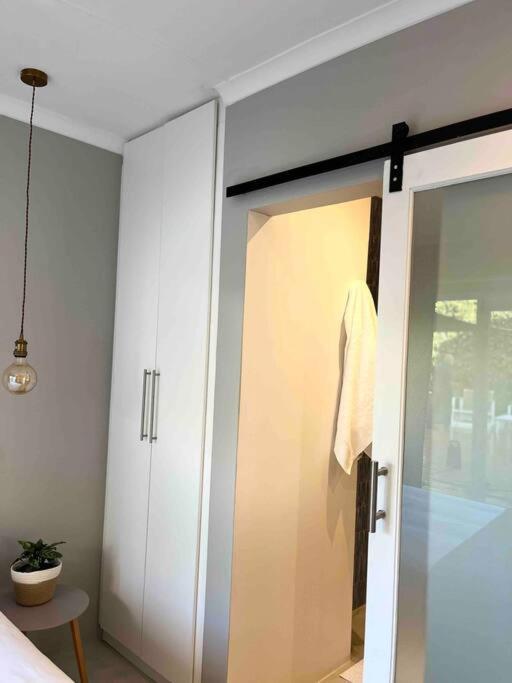 Amazing Brand New With Pool! Hermanus