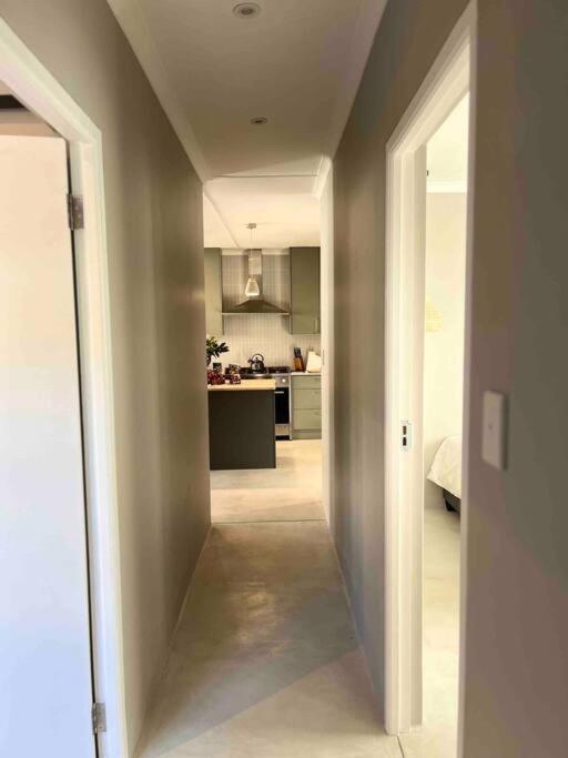 Amazing Brand New With Pool! Holiday home